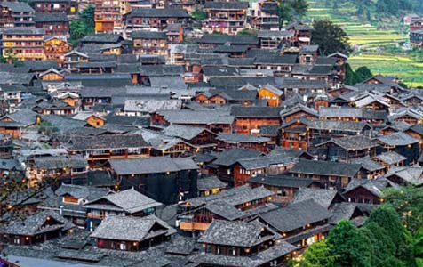 西昌6种常见的外墙仿石漆施工工艺！